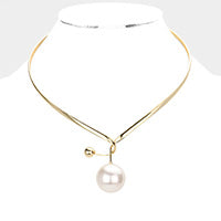 Pearl Hook choker