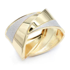 Essential curve cuff