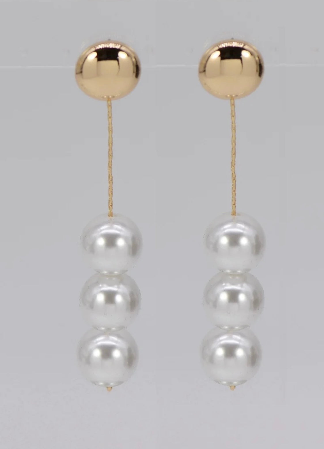 Pearl drop earrings