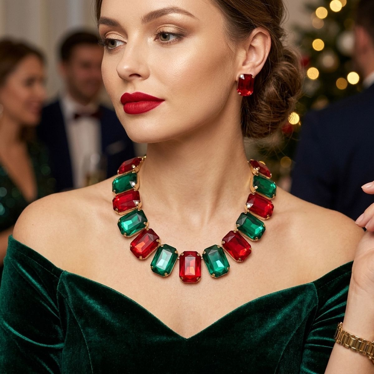 Holiday Red Green Glass Crystal Necklace Set