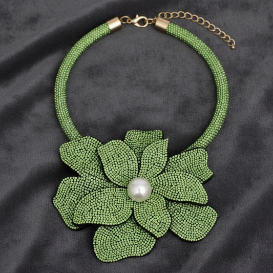 Brilliant Green Blooming Flower Choker Necklace