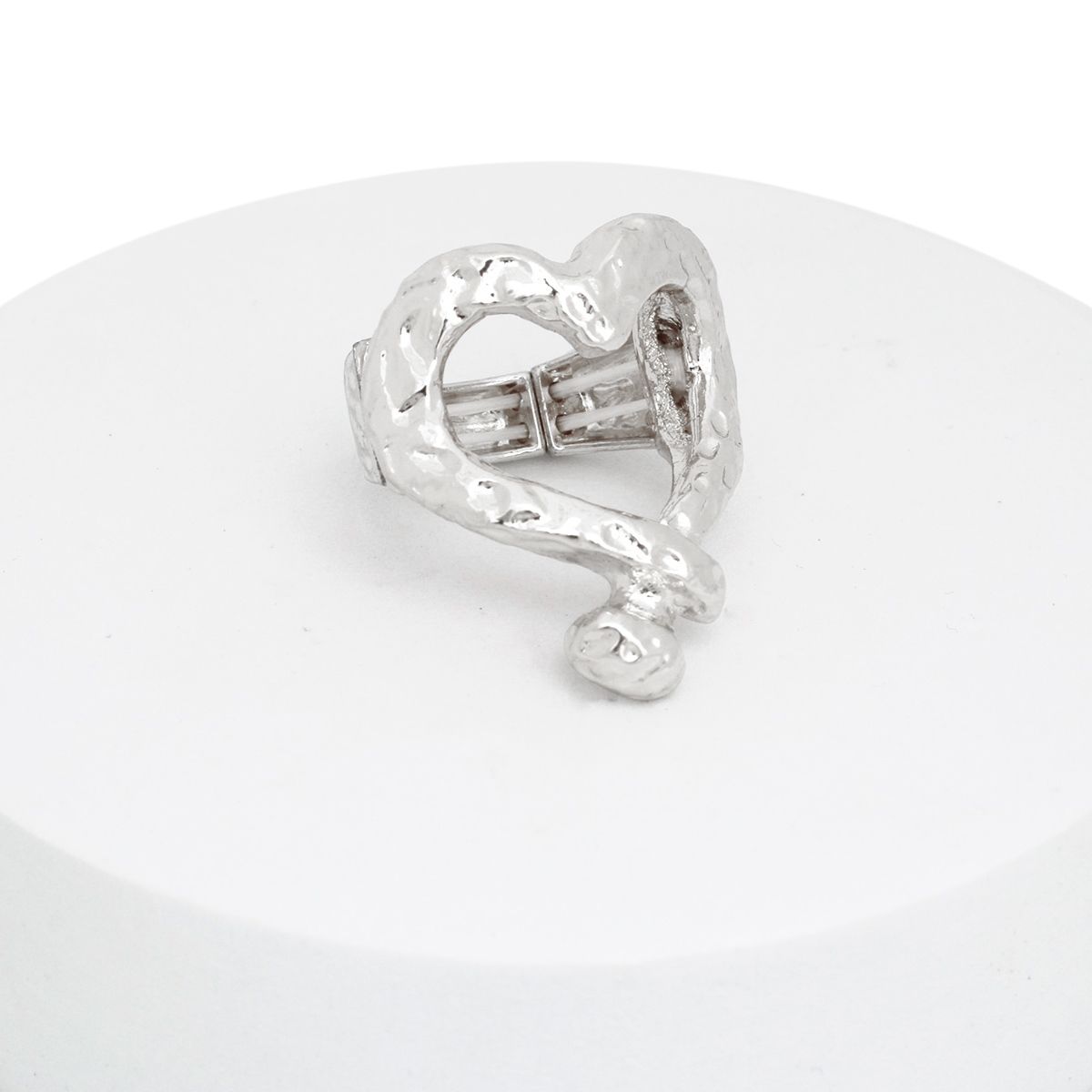 Ring Silver Metal Open Heart Stretch Statement