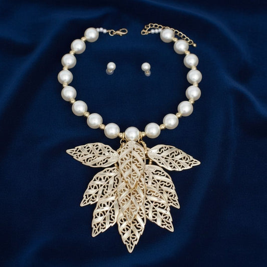 Bib Cream Pearl Gold Chunky Leaf Drop Necklace