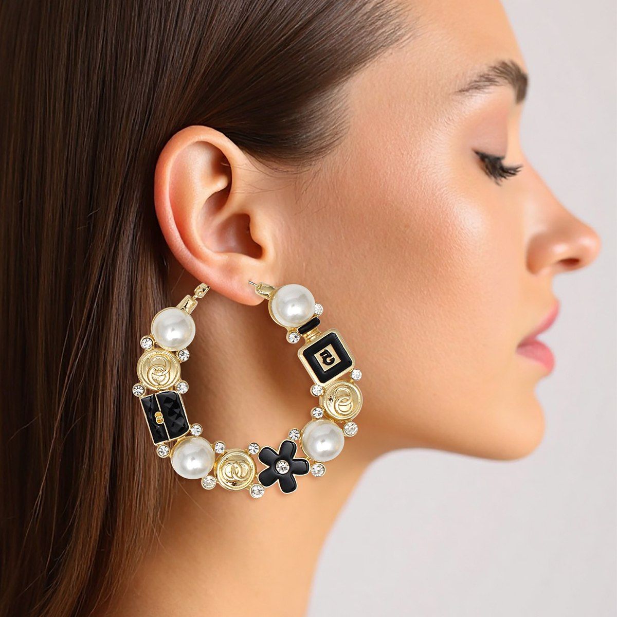 Hoop Uptown Glam Pearl Gold and Black Earrings