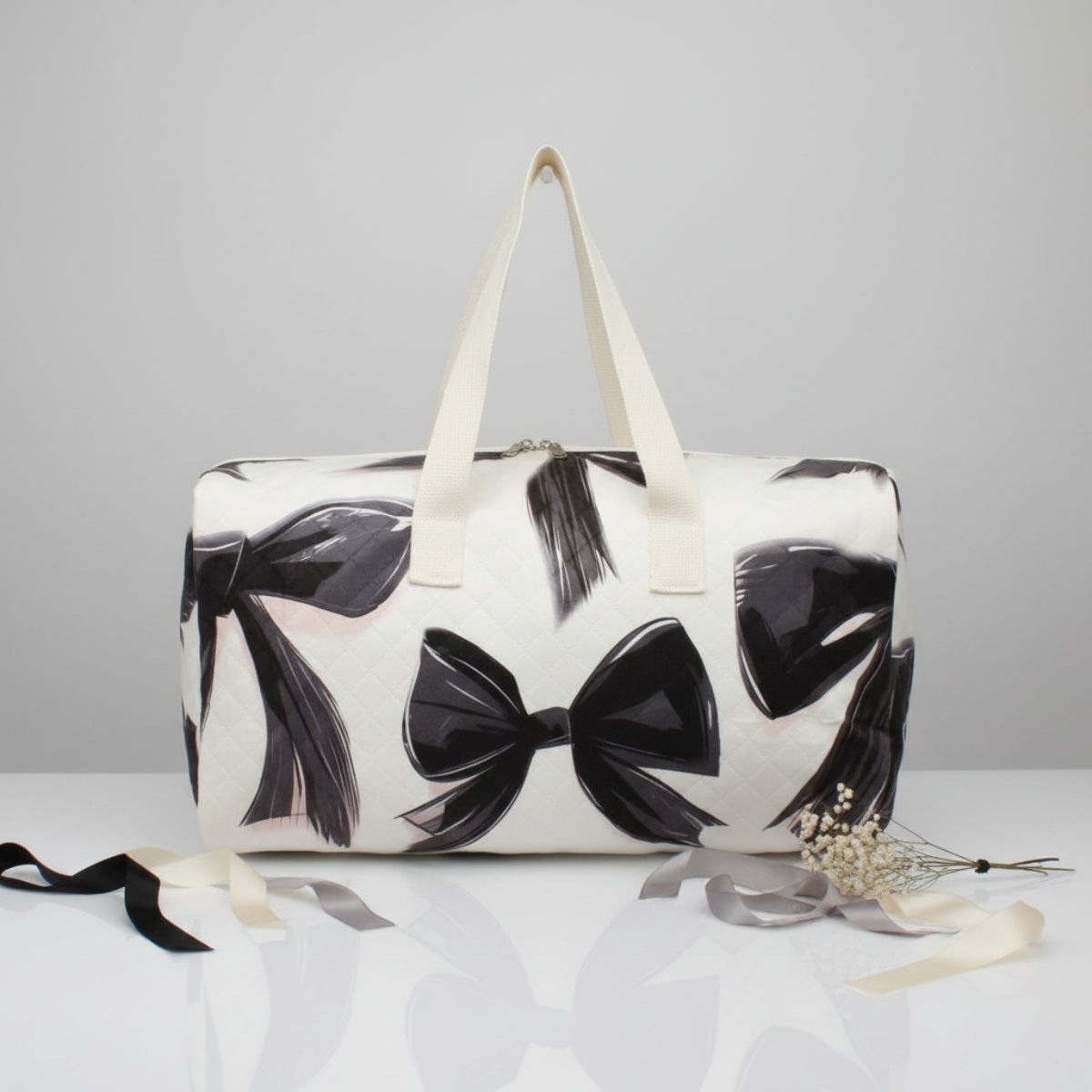 Travel Bag Cream Quilted Pretty Black Bow Duffel