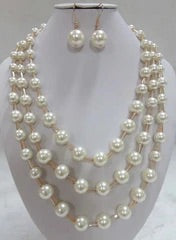 Trendy Pearl set