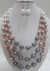 Trendy Pearl set