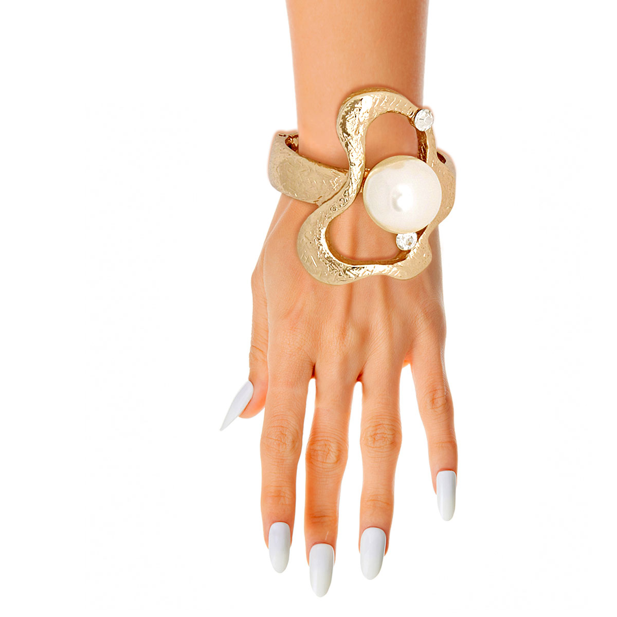 Jumbo Pearl Gold Hinge Cuff