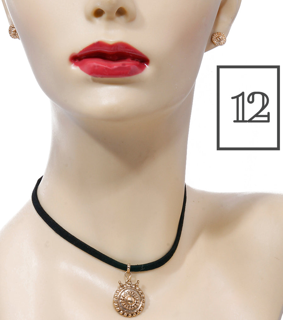 Suede Choker with Earrings