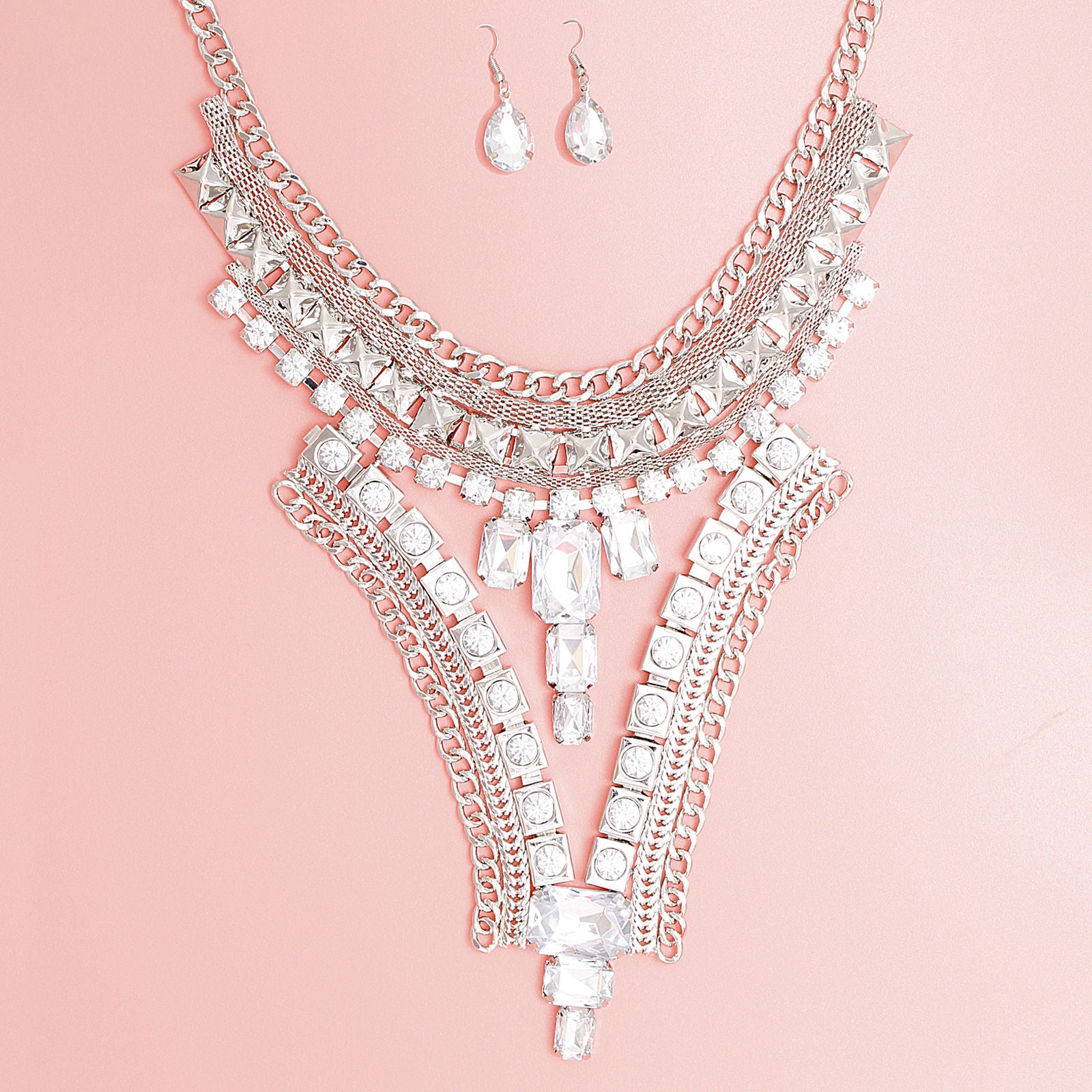 Shimmering Silver Vibe V Bib Set